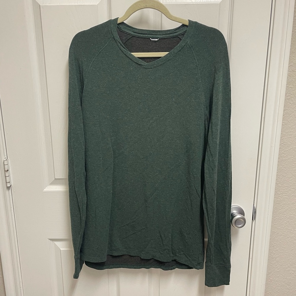 Kit and Ace Green Top